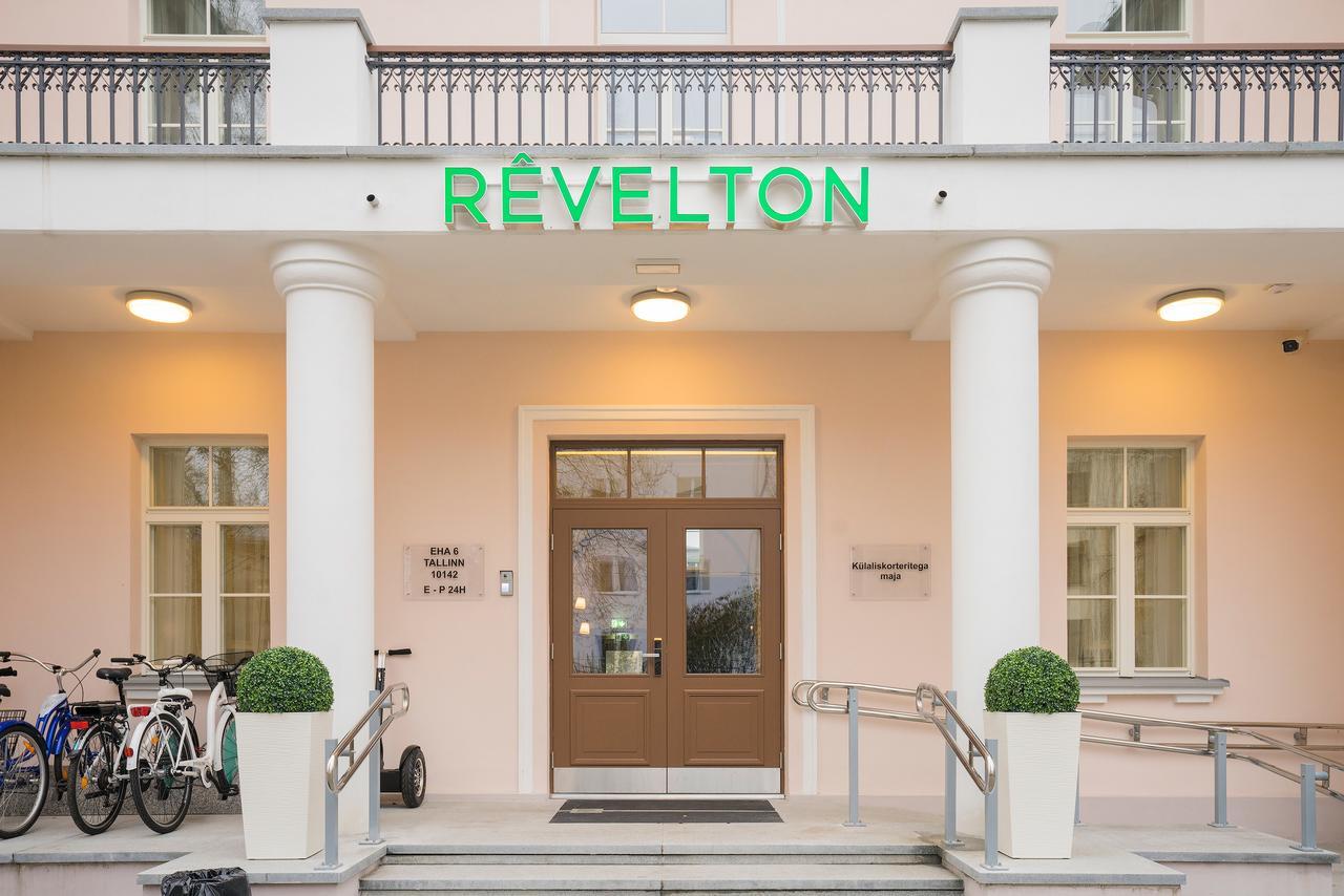 Revelton 3*